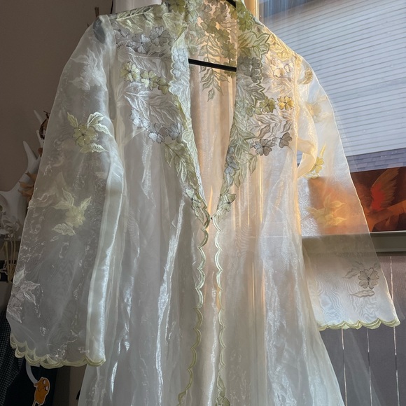 Vintage beautiful elegant sheer boho long duster - Picture 3 of 16